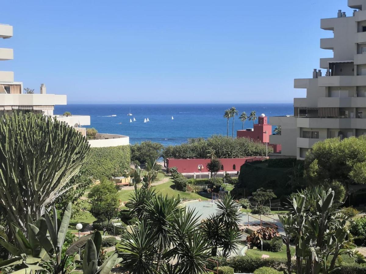 Estudio Benalbeach Primera Linea De Playa Benalmádena Dış mekan fotoğraf
