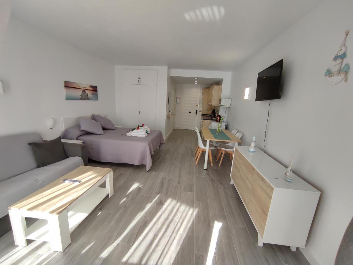 Estudio Benalbeach Primera Linea De Playa Benalmádena Dış mekan fotoğraf